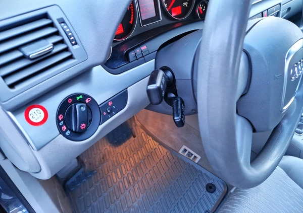 Audi A4 cena 32000 przebieg: 152000, rok produkcji 2006 z Wysoka małe 277